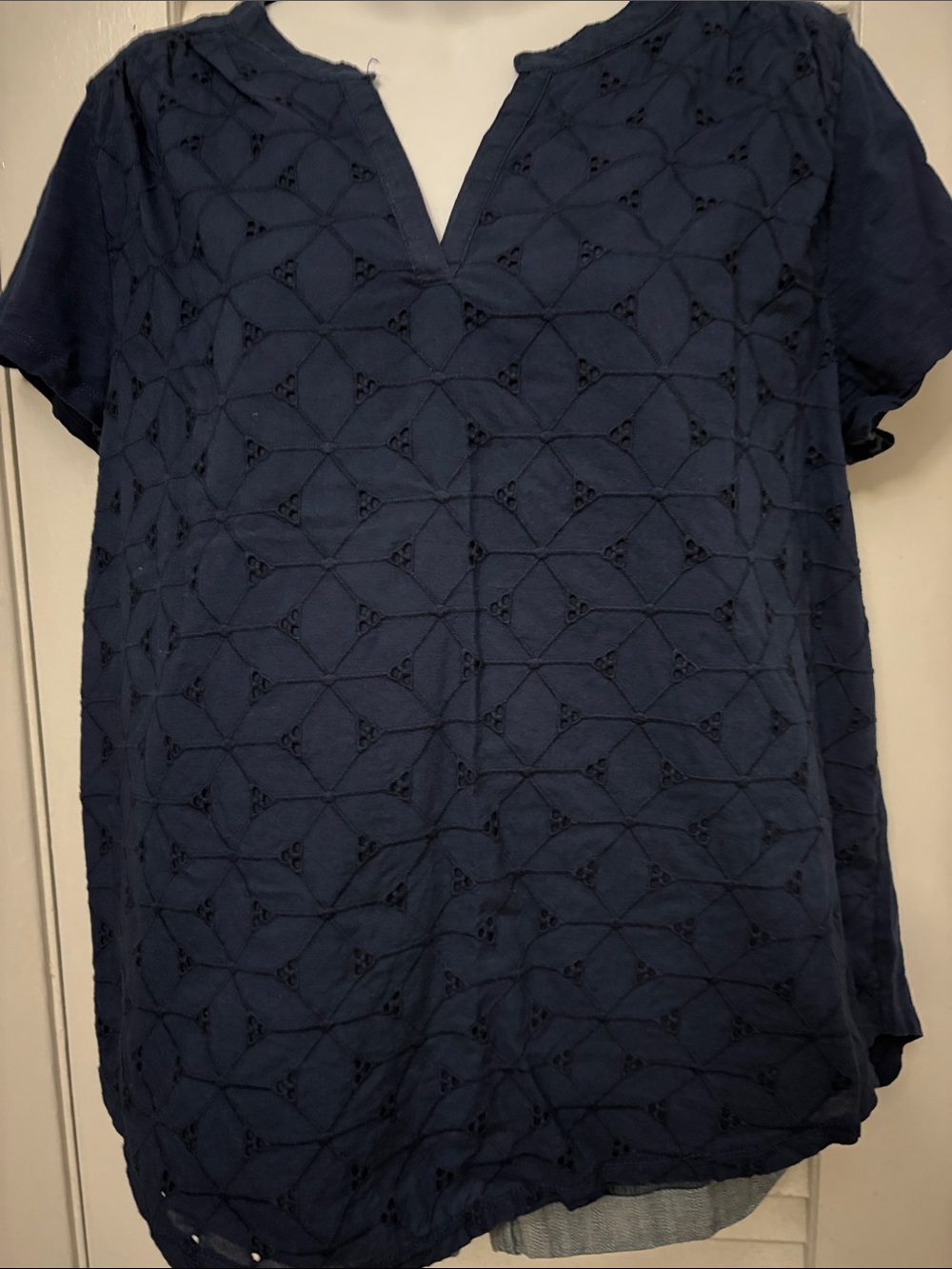 St. John’s Bay-XL Women's Navy Eyelet Short-Sleeve Split-Neck Top